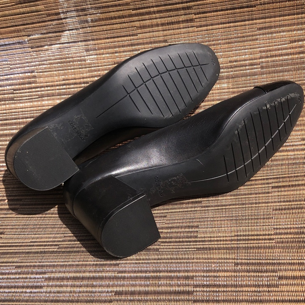 Cole Haan Black Two-Tone Leather and Patent Cap-Toe Flats - Picture 5 of 5